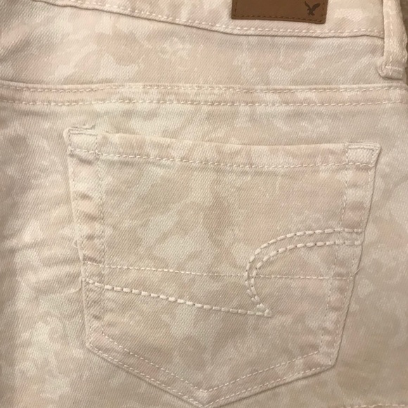 Patterned Shorts - Picture 3 of 3